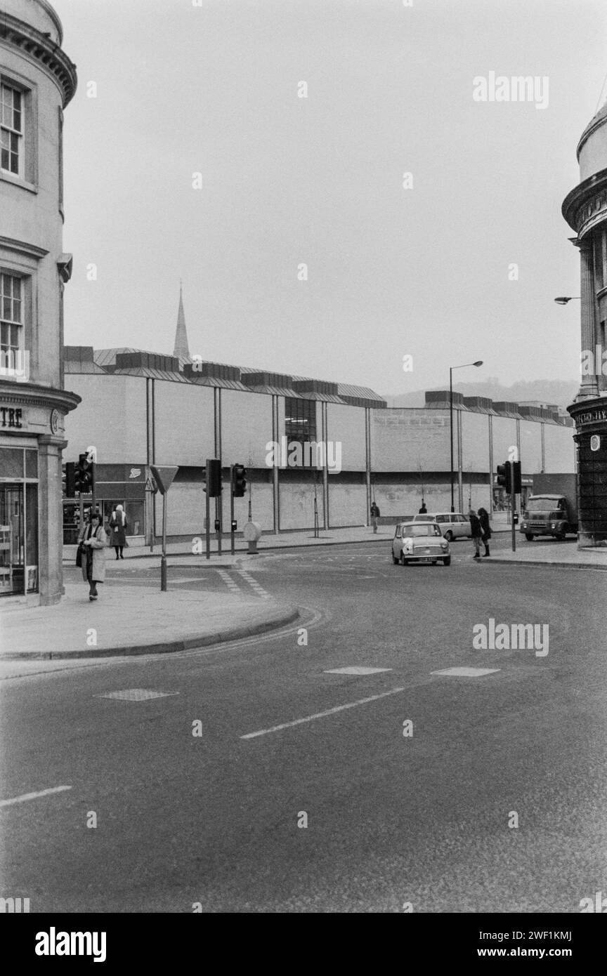 Southgate Shopping Centre, vu de Broad Quay, Bath, Avon vers 1981 Banque D'Images