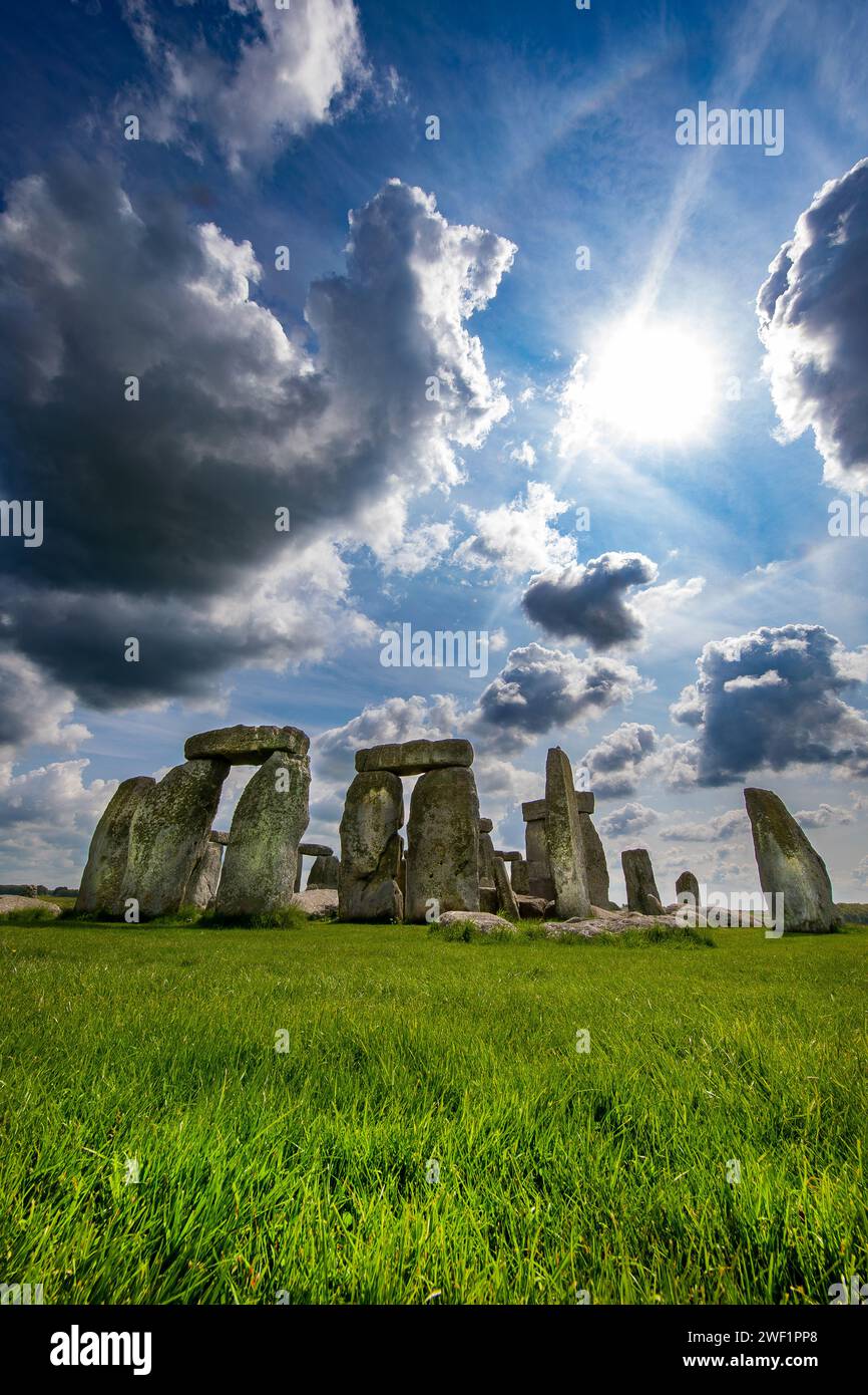 Stonehenge, ancien monument préhistorique sur la plaine de Salisbury, près d'Amesbury, Wiltshire, Royaume-Uni Banque D'Images
