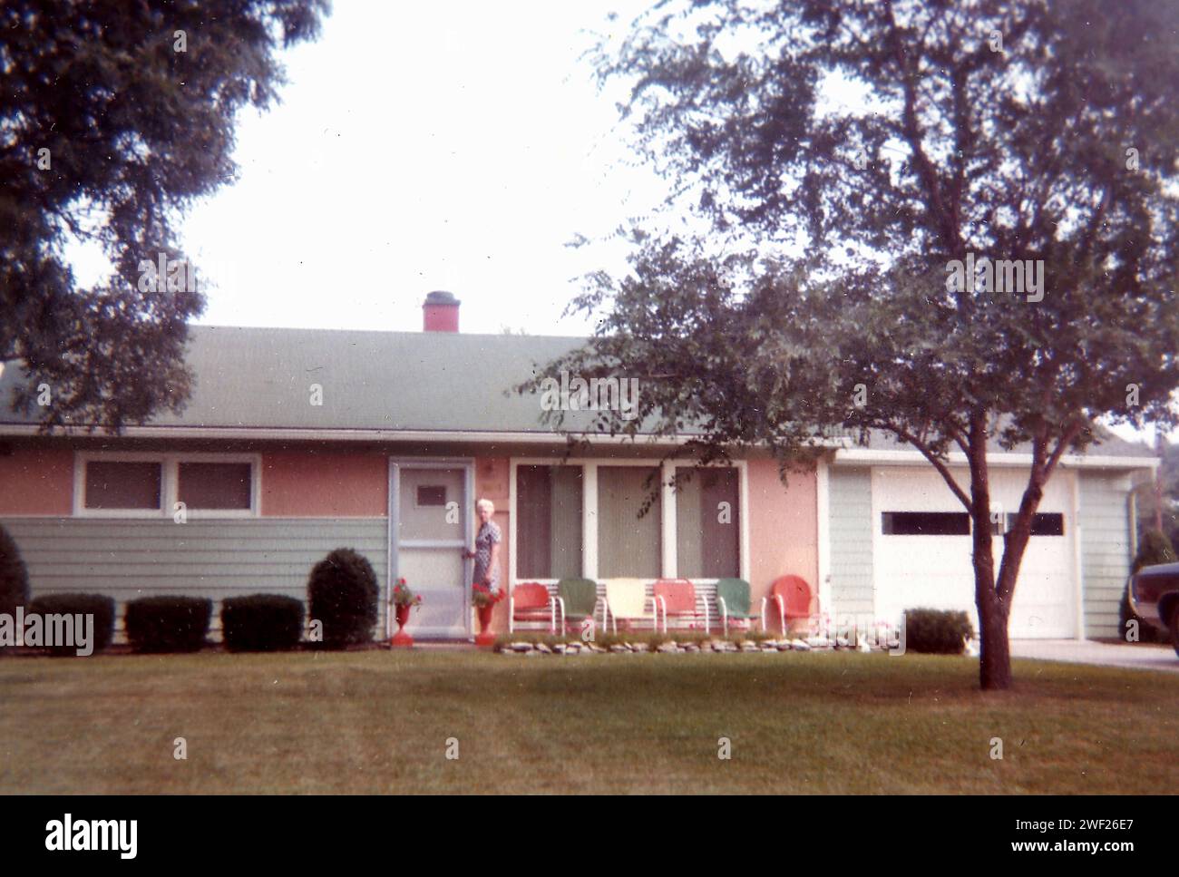 Maison de ranch du milieu du siècle aux États-Unis, CA. 1952. Banque D'Images