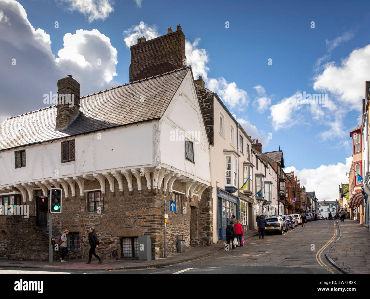 Royaume-Uni, pays de Galles, Gwynedd, Conwy (Conway), centre-ville, High Street, Aberconwy House Banque D'Images