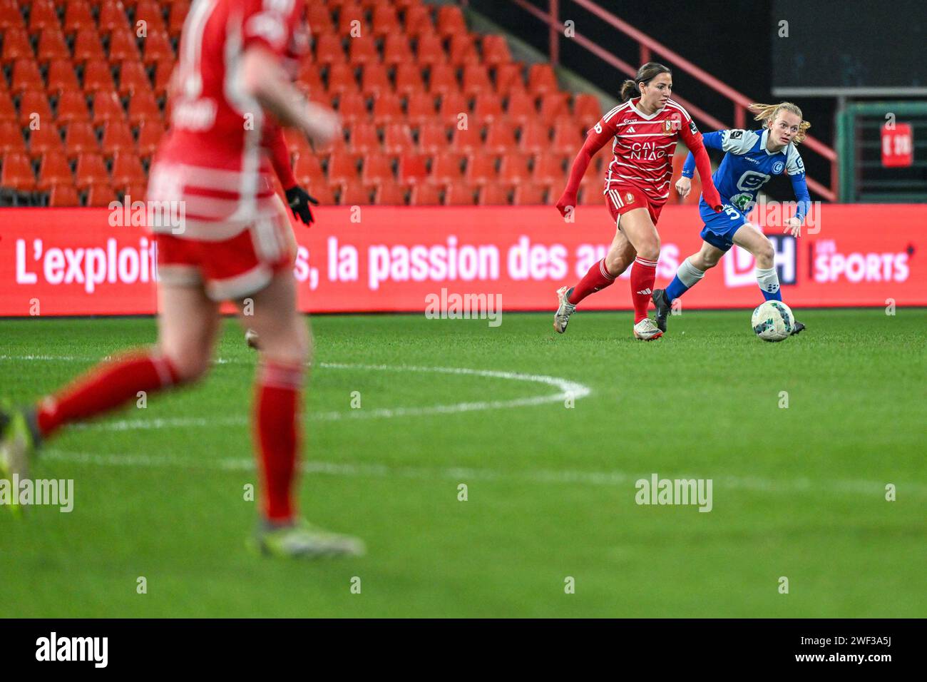 Liège, Belgique. 27 janvier 2024. Vanity Lewerissa (31) de Standard photographiée lors d'un match de football féminin entre Standard Femina de Liège et AA Gent Ladies lors de la 15e journée de la saison 2023 - 2024 dans la Super League Belgian Lotto Womens, le samedi 27 janvier 2024 à Liège, BELGIQUE . Crédit : Sportpix/Alamy Live News Banque D'Images