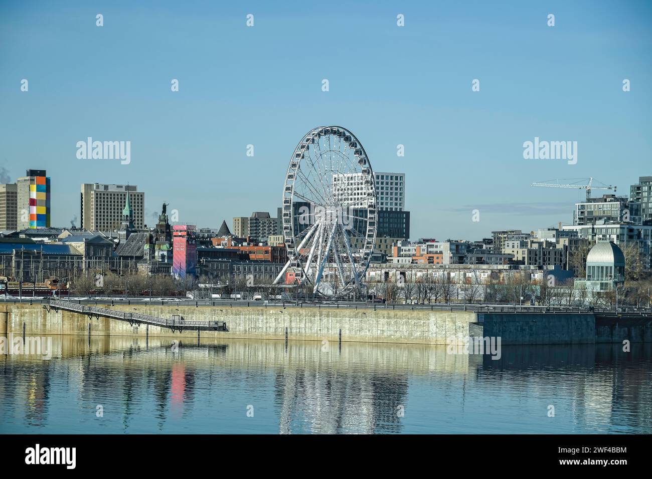 Grande roue du Port de Montréal Banque D'Images