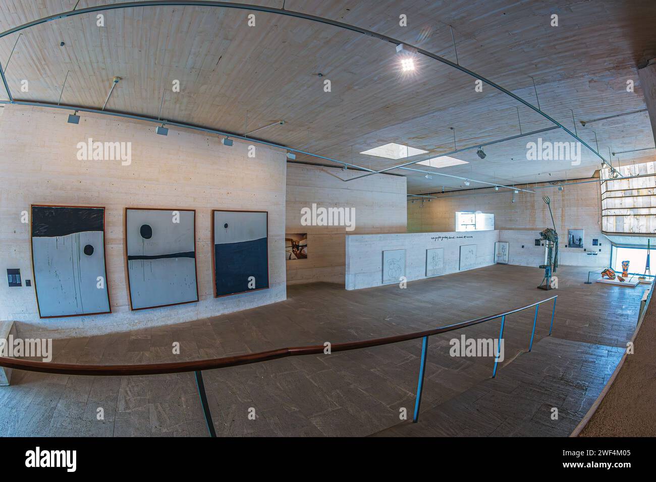 PALMA DE MAJORQUE, ESPAGNE - 22 SEPTEMBRE 2023 : intérieur du Fundacio Miro Mallorca (Fondation Miro Mallorca), un musée dédié au travail de la Banque D'Images