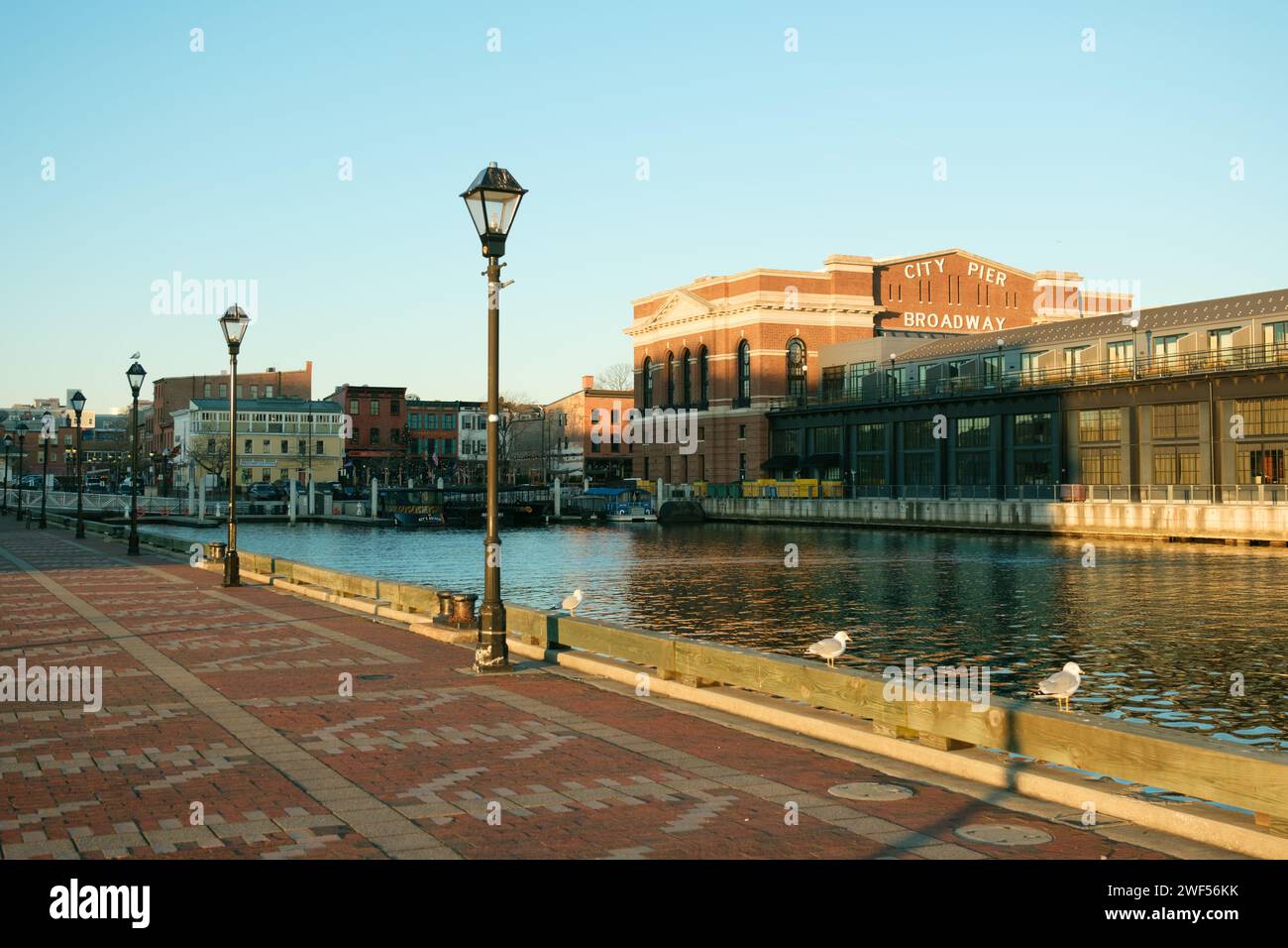 Broadway Pier à Fells point, Baltimore, Maryland Banque D'Images