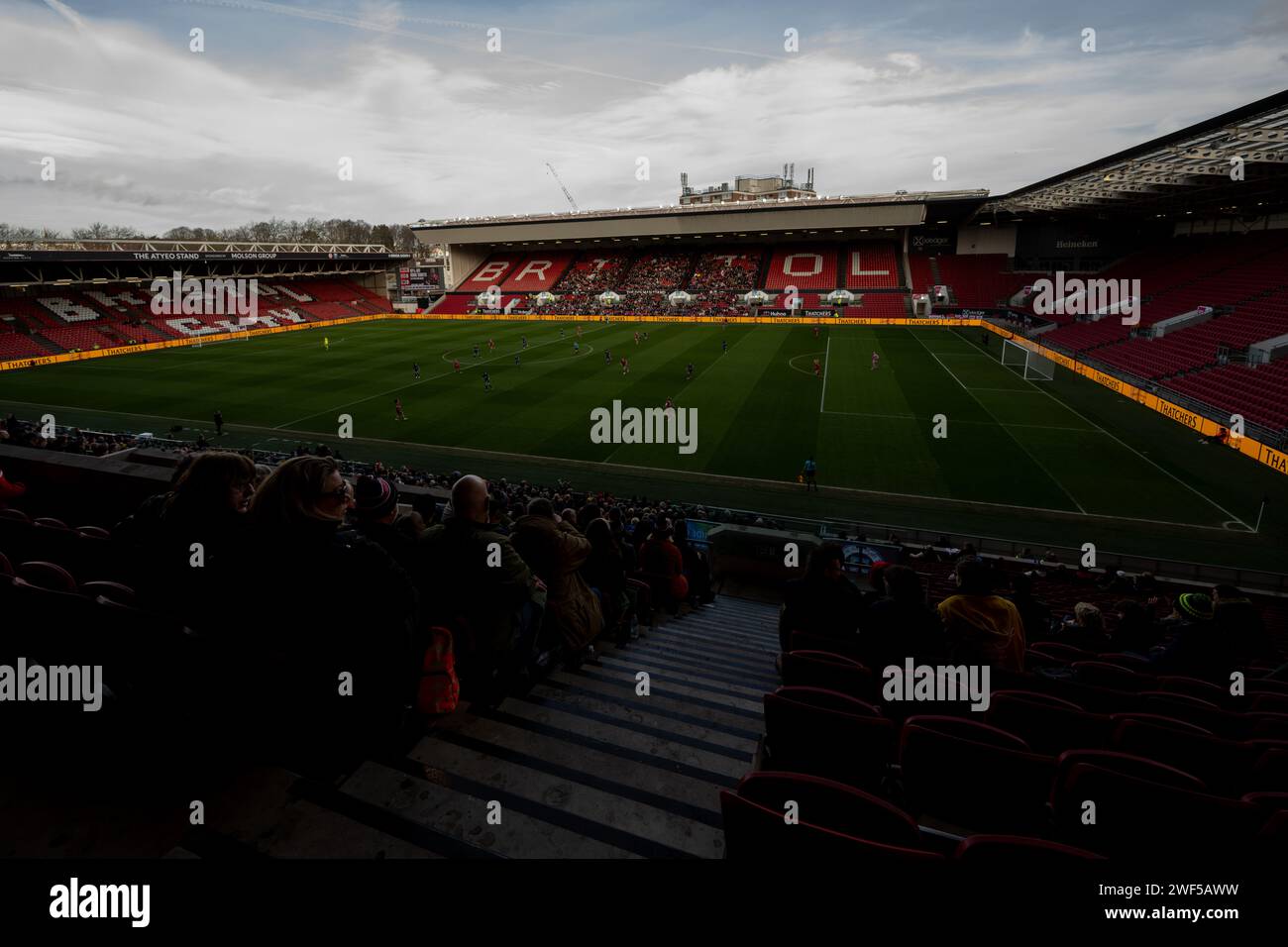 Bristol, Royaume-Uni. 28 janvier 2024. Vue d'ensemble lors du match de Super League féminin entre Bristol City Women et West Ham United Women à Ashton Gate à Bristol le 28 janvier 2024. Cette image ne peut être utilisée qu'à des fins éditoriales. Usage éditorial uniquement. Crédit : Ashley Crowden/Alamy Live News Banque D'Images