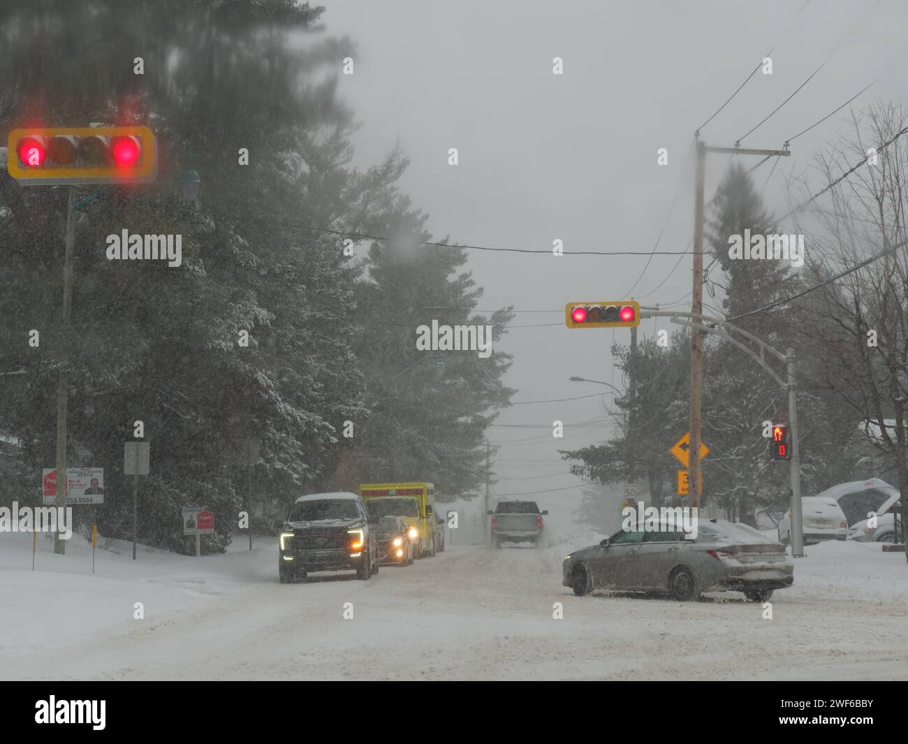 Intersection de rue en hiver, Québec, Canada Banque D'Images