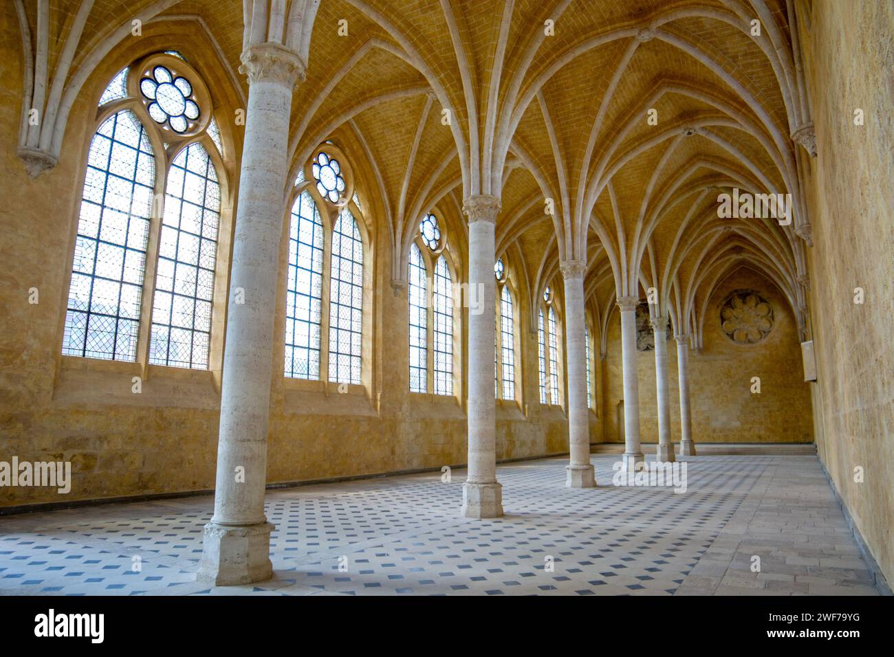Soissons, Picardie, France - Abbaye de Saint Jean des Vignes intérieur Banque D'Images