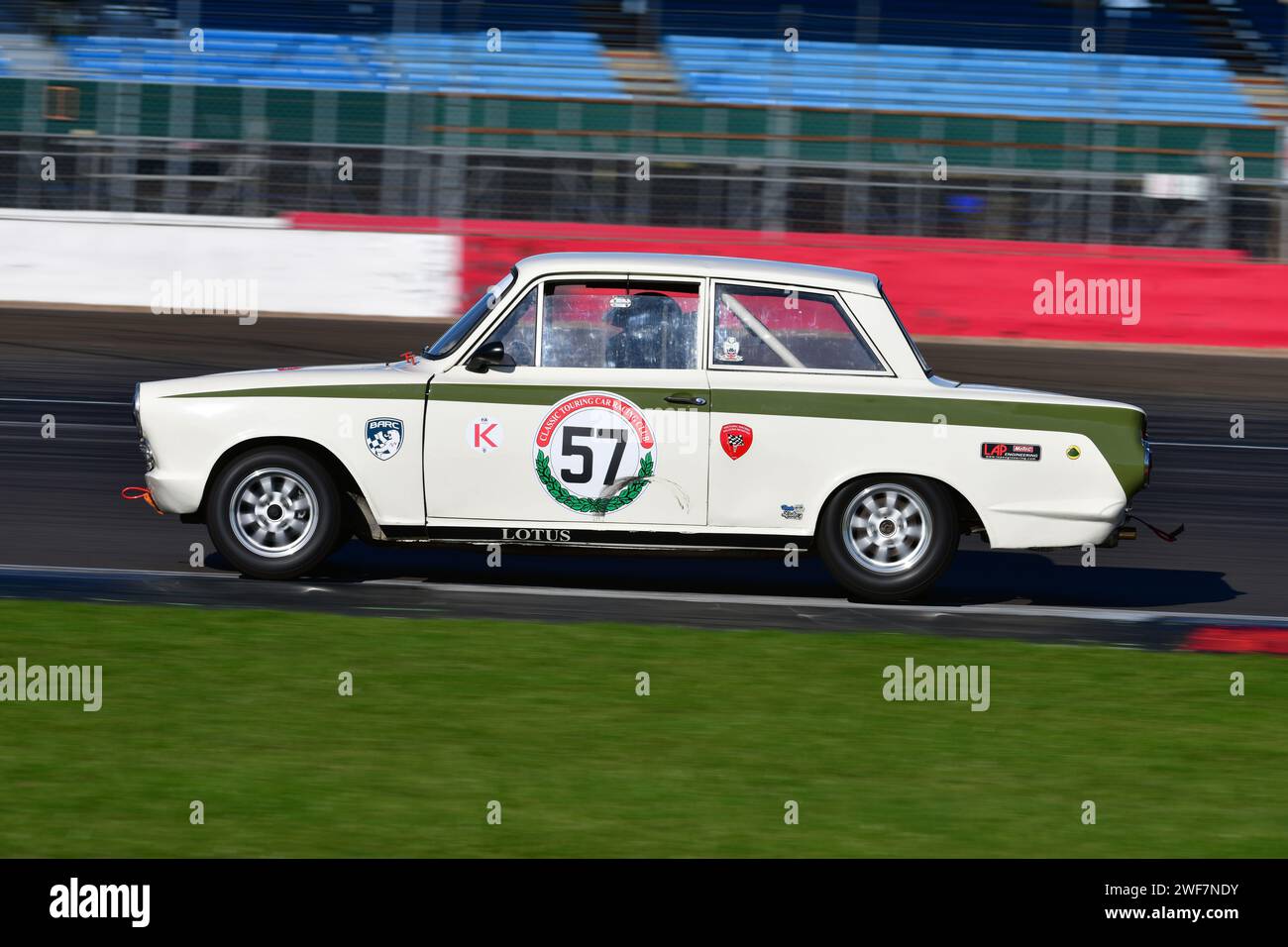 David Hall, Ford Lotus Cortina, HSCC Historic Touring car Championship avec Ecurie Classic, HSCC Silverstone finals, plusieurs classements combinés Banque D'Images