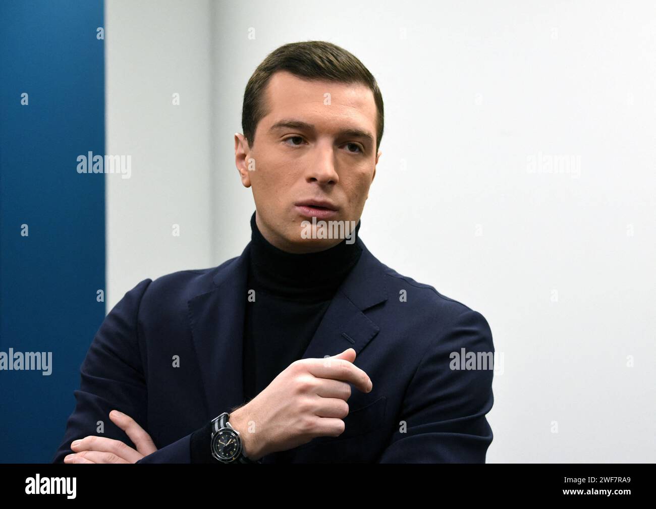 Jordan Bardella est interviewé par Apolline de Malherbe sur RMC/BFMTV à Paris, France le 29 janvier 2024 photo par Alain Apaydin/ABACAPRESS.COM Banque D'Images