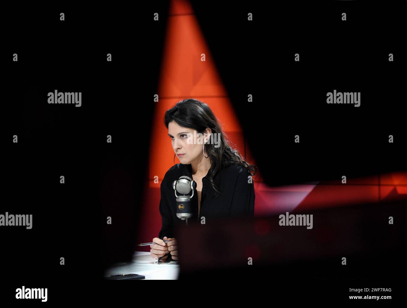 Jordan Bardella est interviewé par Apolline de Malherbe sur RMC/BFMTV à Paris, France le 29 janvier 2024 photo par Alain Apaydin/ABACAPRESS.COM Banque D'Images