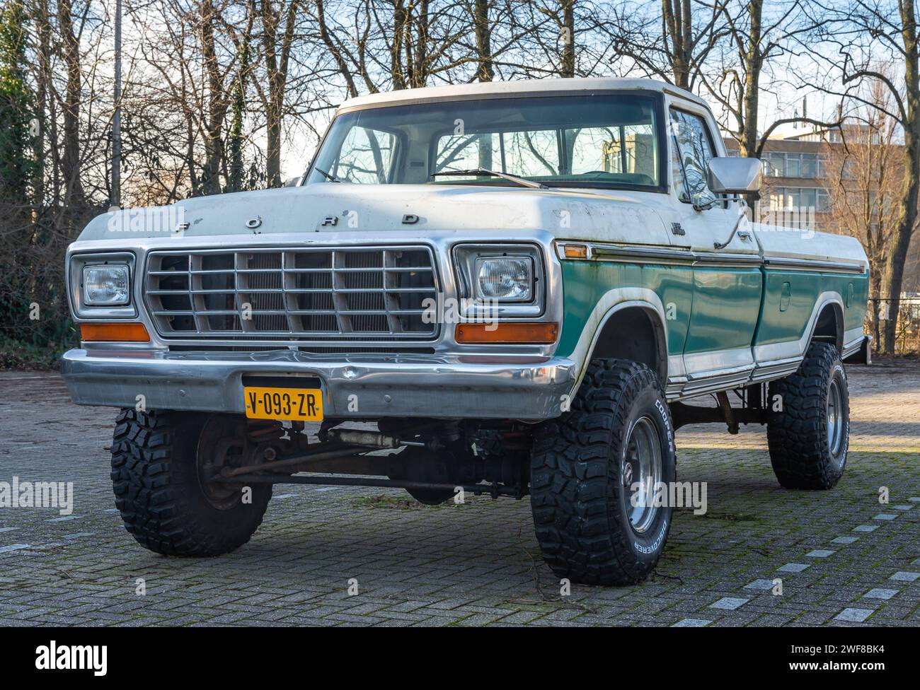 Schoonhoven, pays-Bas, 28.01.2024, camionnette classique Ford F100 ranger de 1979 Banque D'Images