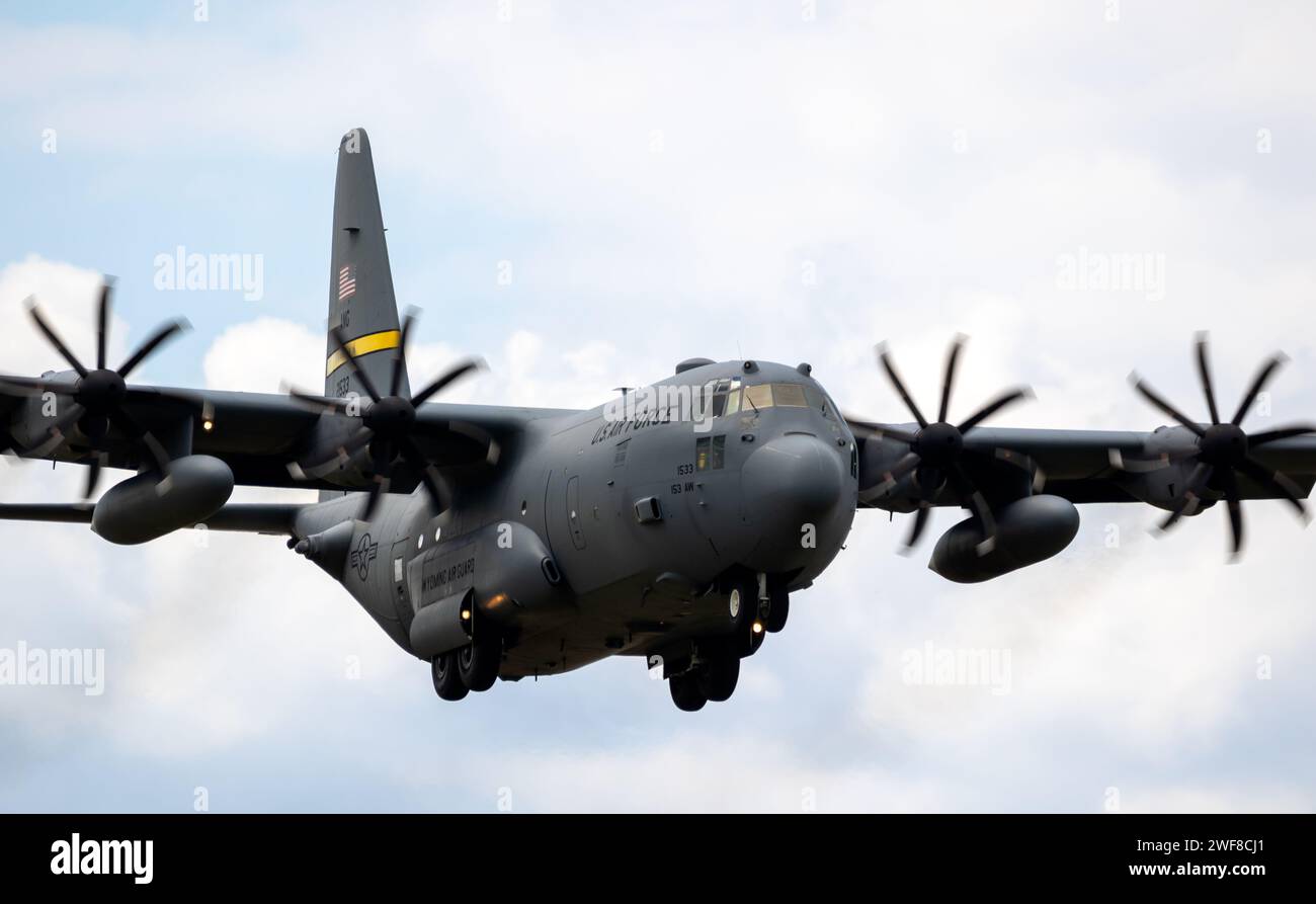 Avion de transport Lockheed C-130H Hercules du 187th Airlift Squadron (Wyoming Air National Guard) arrivant à la base aérienne de Wunstorf pendant l'exercice Air de Banque D'Images