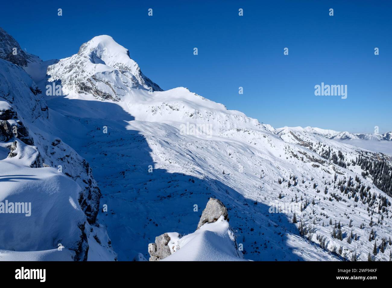 Paysage d'hiver alpin avec Alpspitze Banque D'Images