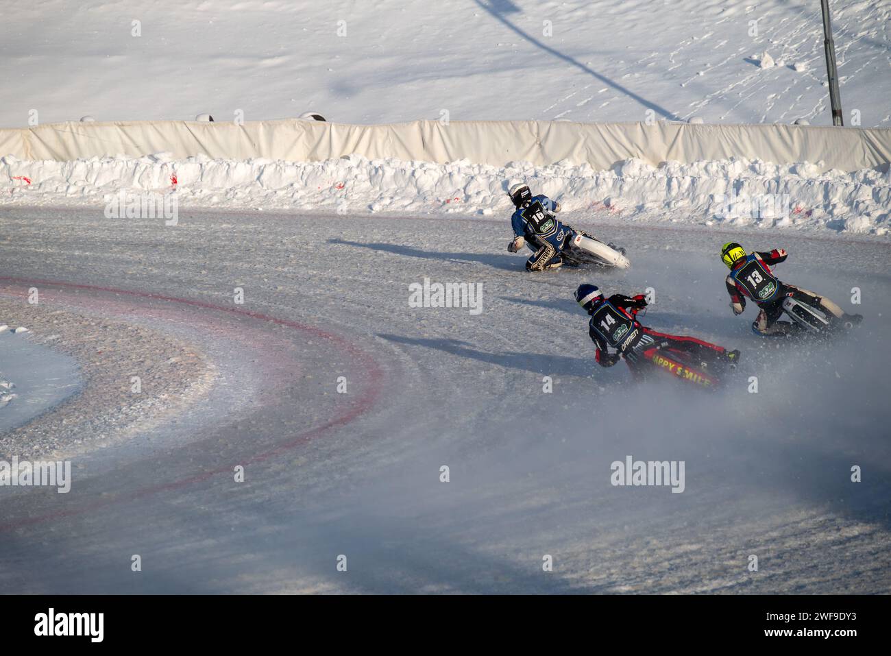 Suède, Ornskoldsvik - 27 janvier 2024 : Tour de qualification pour le Championnat du monde de circuit de course sur glace , photo n° 2 de 8 Banque D'Images