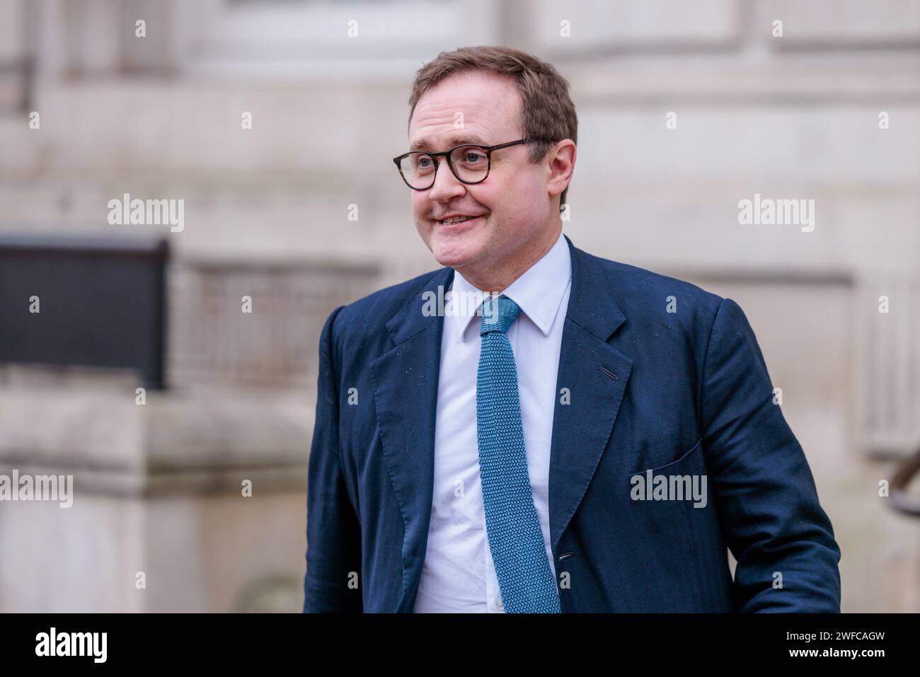 Downing Street, Londres, Royaume-Uni. 30 janvier 2024. Tom Tugendhat MBE MP, ministre d'État (ministre de la sécurité) au ministère de l'intérieur, quittant le bureau du Cabinet après la réunion hebdomadaire du Cabinet au 10 Downing Street. Photo par Amanda Rose/Alamy Live News Banque D'Images