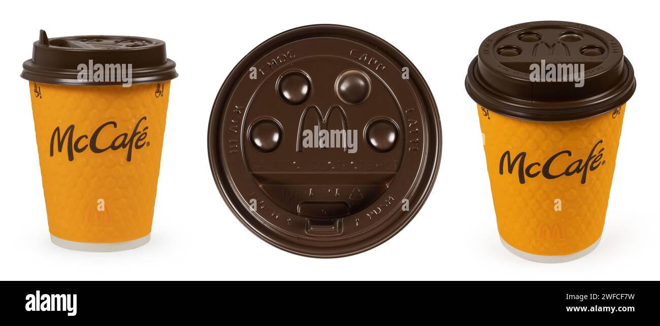 Dnipro, Ukraine - 12 juin 2023 : McDonald McCafe coupe isolée sur fond blanc. Banque D'Images