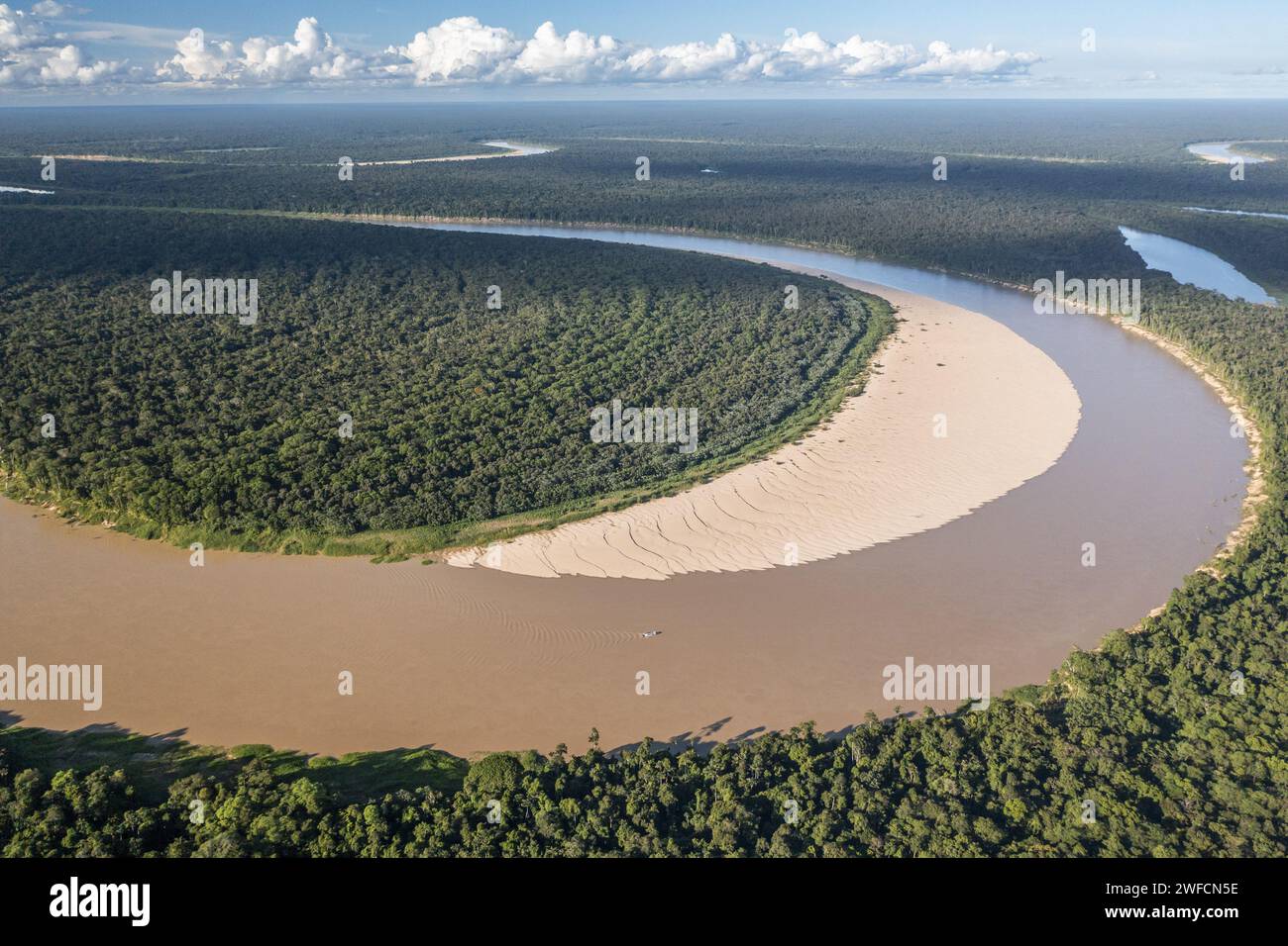 Vista de drone do Rio Juruá e floresta amazônica - RESEX Reserva Extrativista do médio Juruá - Banque D'Images