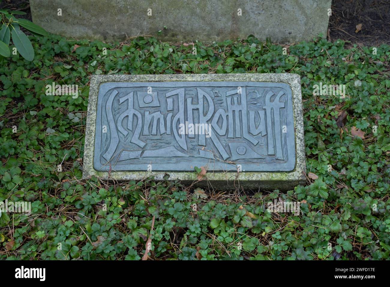 Karl Schmidt-Rottluff, Grab, Waldfriedhof Dahlem, Hüttenweg, Steglitz-Zehlendorf, Berlin, Deutschland Banque D'Images