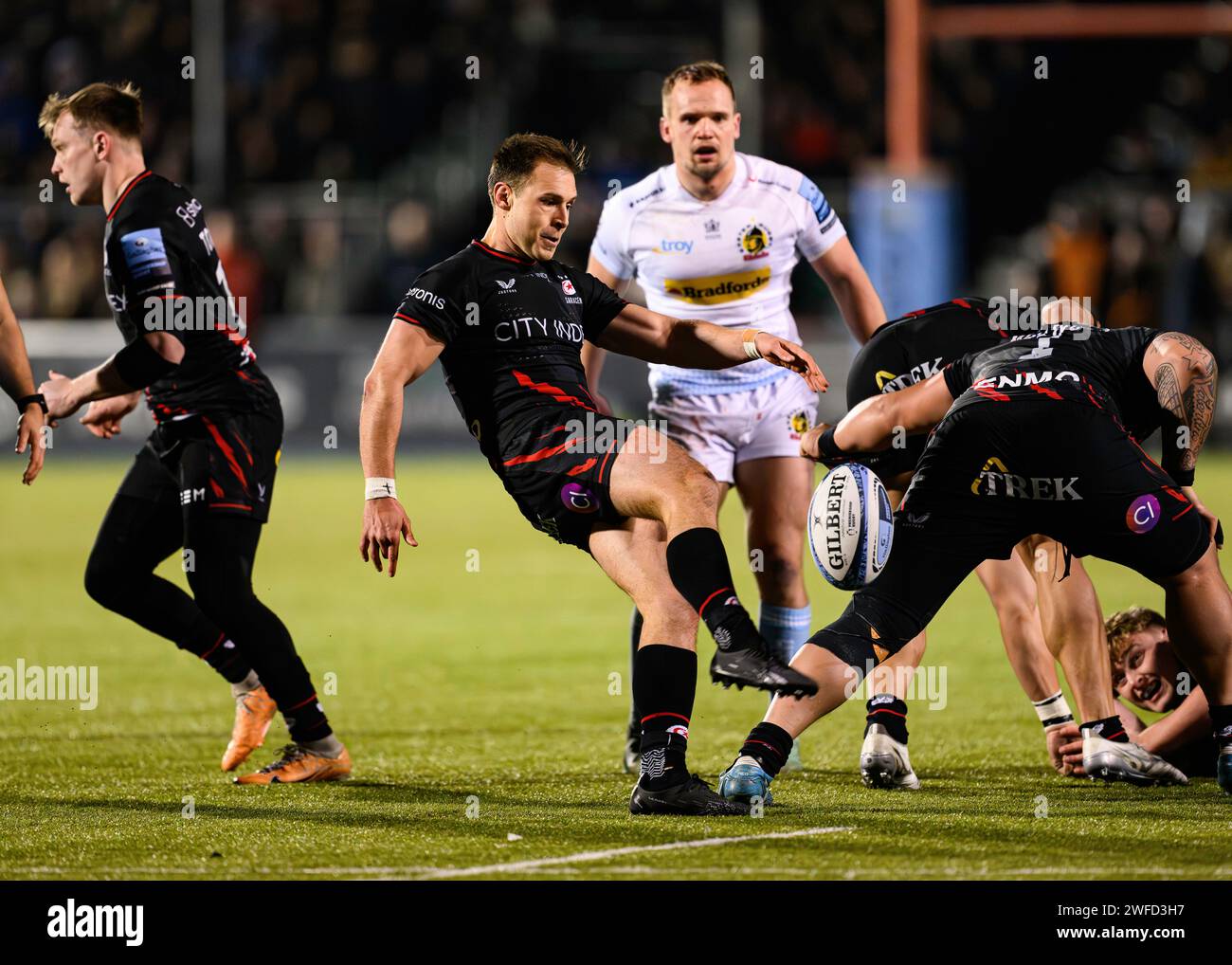 LONDRES, ROYAUME-UNI. 27 janvier 2024. Ivan van Zyl de Saracens (au centre) en action lors de Saracens vs Exeter Chiefs Gallagher Premiership Rugby R10 A. Banque D'Images