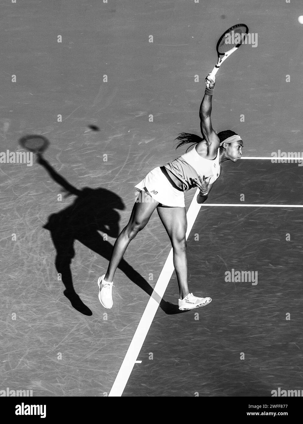 Cori Gauff des États-Unis contre Jessica Pegula des États-Unis lors de leur match de la ronde 1 dans le cadre des Dubai Duty Free tennis Championships WTA 500 le 14 février 2022 à Dubaï, aux Émirats arabes Unis. Photo de Victor Fraile / Power Sport Images Banque D'Images