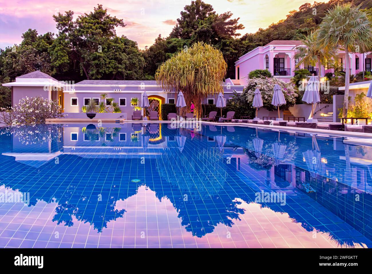 Absolute Sanctuary Wellness Resort au coucher du soleil, Bo Phut, Ko Samui, Thaïlande Banque D'Images