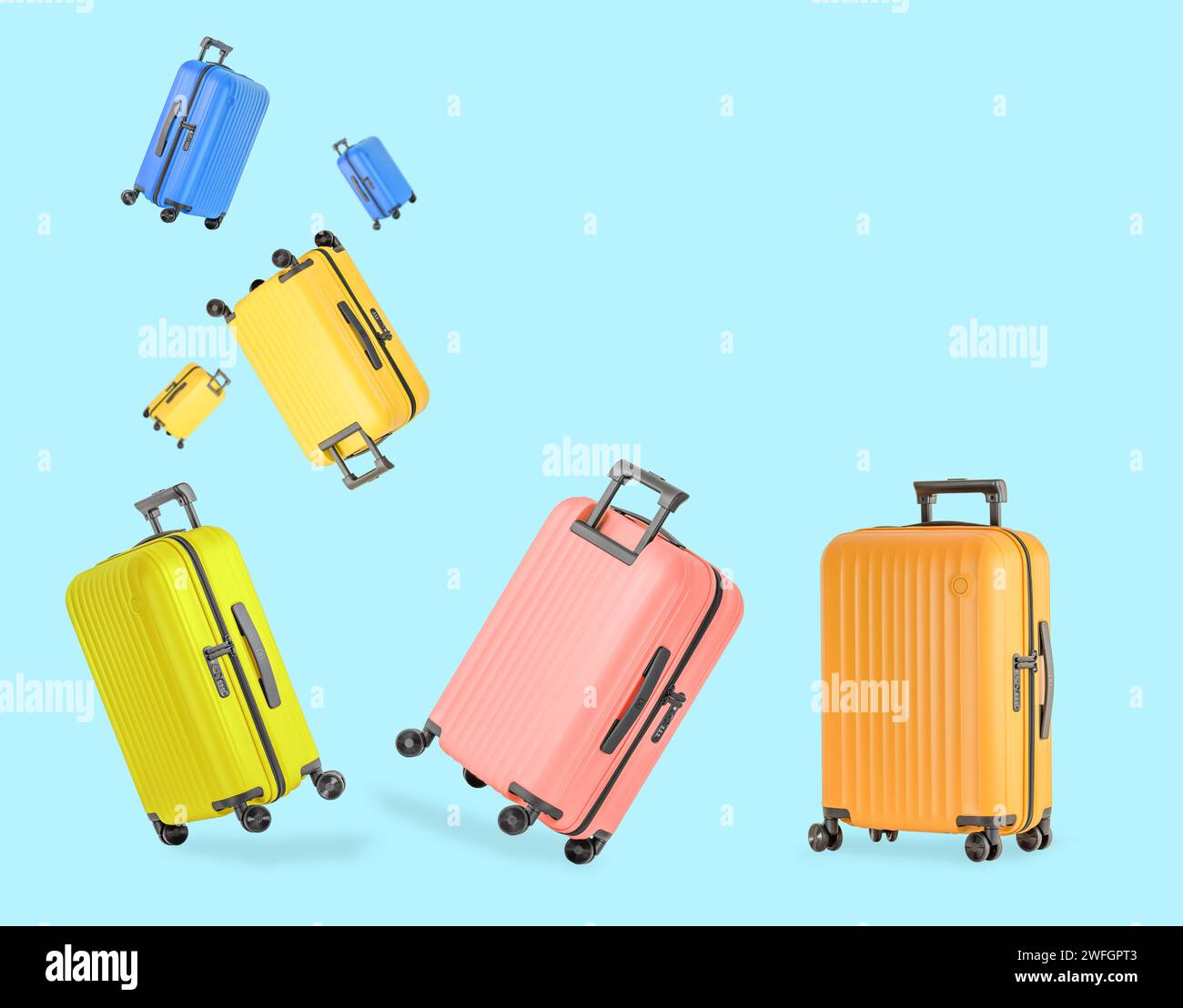 Valises en plastique élégantes colorées pour voyager avec roues et poignée rétractable. Concept de voyage Banque D'Images