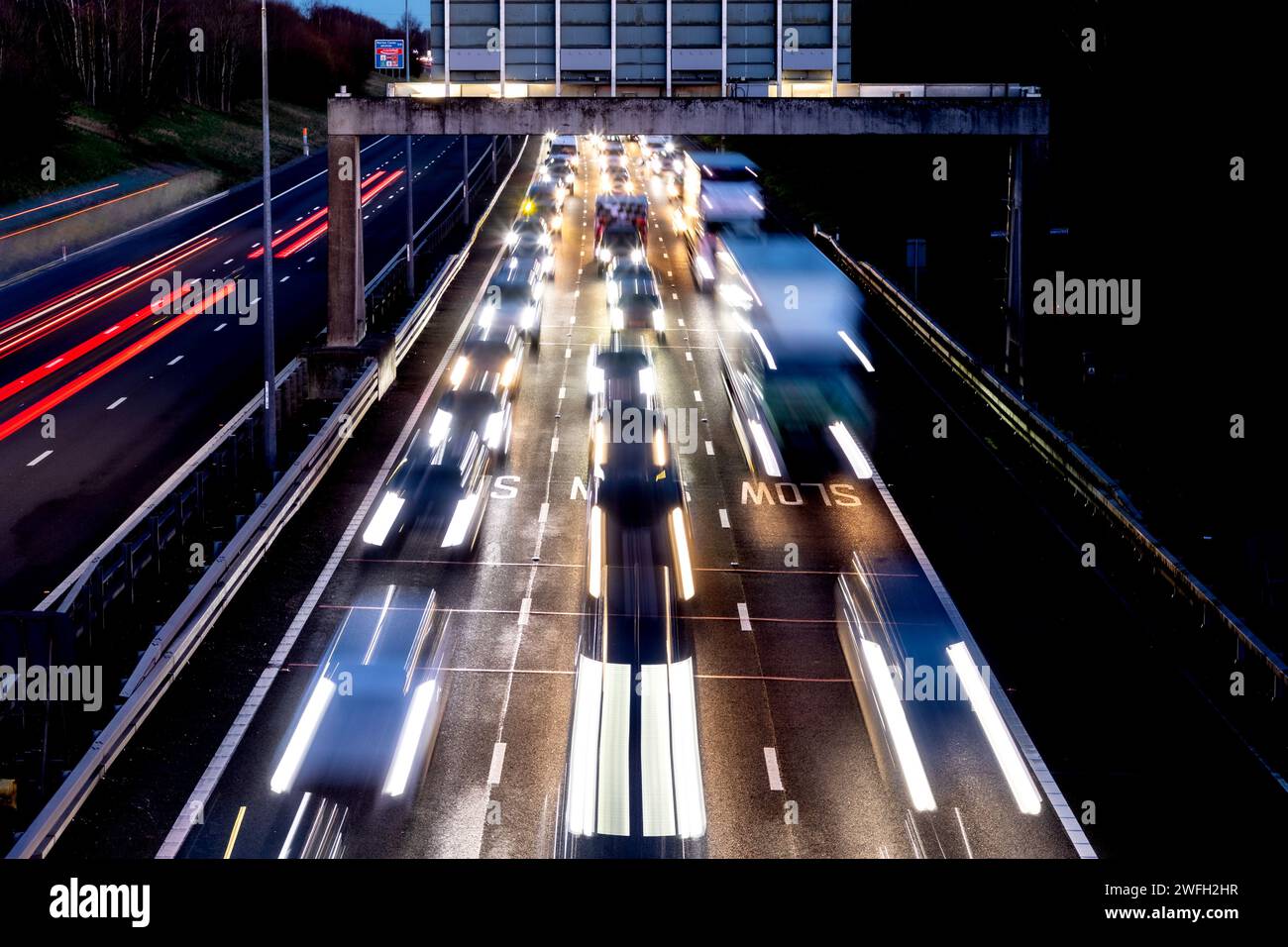 M6 trafic routier à péage. Photo de Shaun Fellows/Alamy Banque D'Images