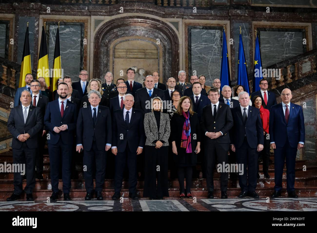 Bruxelles, Belgique. 31 janvier 2024. Les ministres de la Défense de l'UE posent pour la photo de famille lors de la réunion informelle des ministres de la Défense de l'UE à Bruxelles, en Belgique, le 31 janvier 2024. Crédit : ALEXANDROS MICHAILIDIS/Alamy Live News Banque D'Images