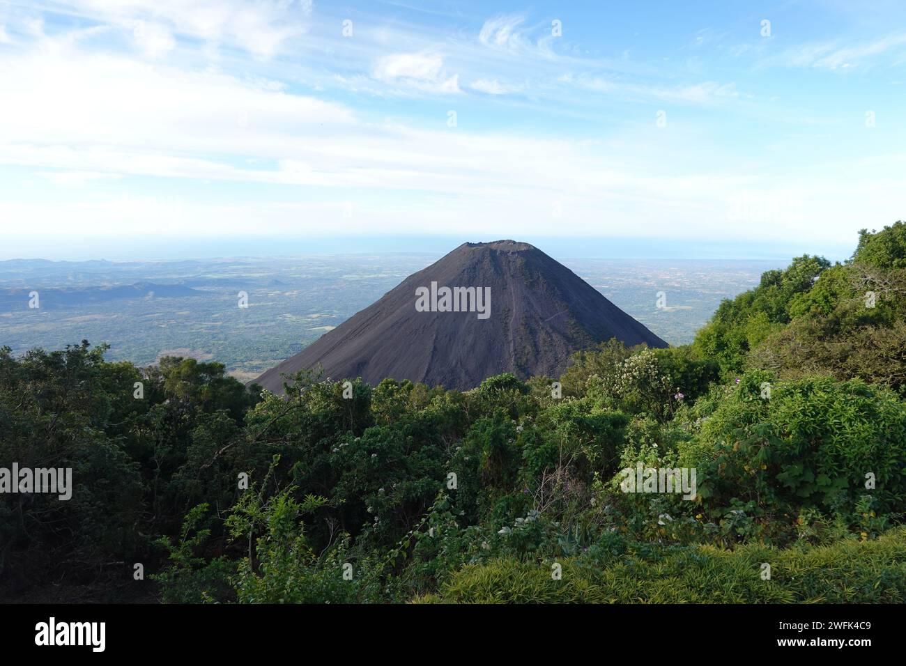 Izalco un stratovolcan actif près du volcan Santa Ana, El Salvador Amérique centrale Banque D'Images