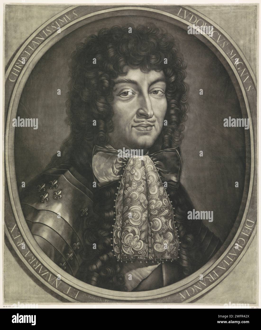 Portrait de Louis XIV, roi de France, Pieter Schenk (I), 1670 - 1713 estampe Louis XIV, roi de France, en armure, orné de lys français et d'un col en dentelle. Perruque en papier Leipzig Banque D'Images