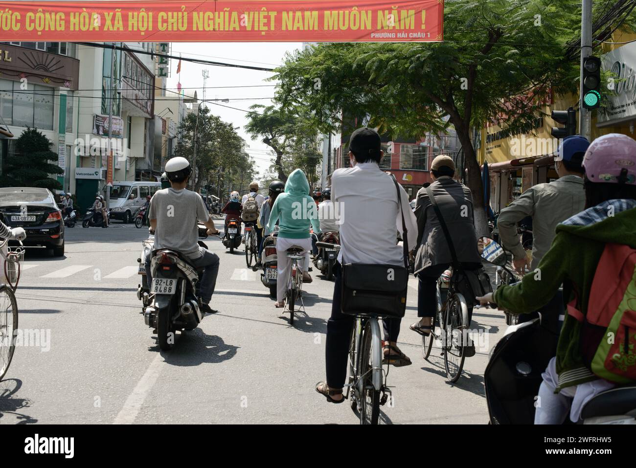 02/07/2014 - Ho Chi Minh ville, Vietnam : circulation quotidienne et vie locale dans les rues animées de Ho Chi Minh ville Banque D'Images