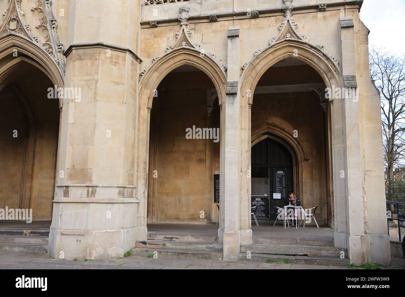 St Luke's Church and Cafe Portico Sydney Street Chelsea Londres Angleterre Banque D'Images