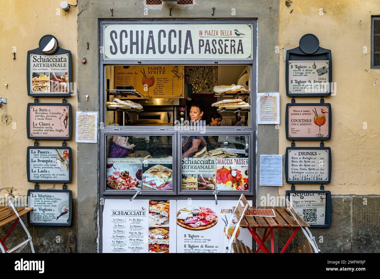 Schiaccia , une boulangerie, sandwich et bar sur la via Toscanella dans le quartier Oltrano de Florence , Italie Banque D'Images