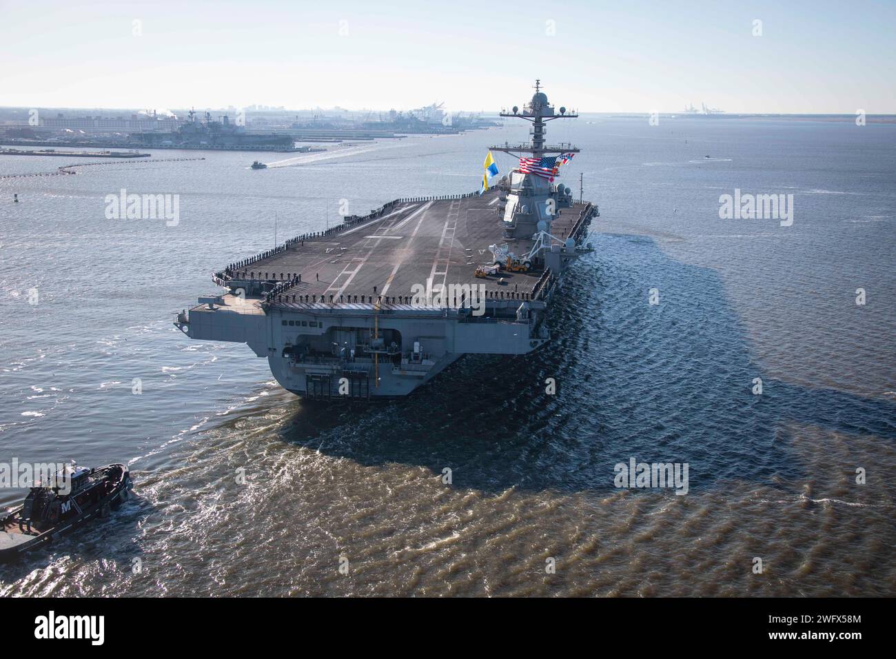 Le plus grand porte-avions du monde, USS Gerald R. Ford (CVN 78 ...