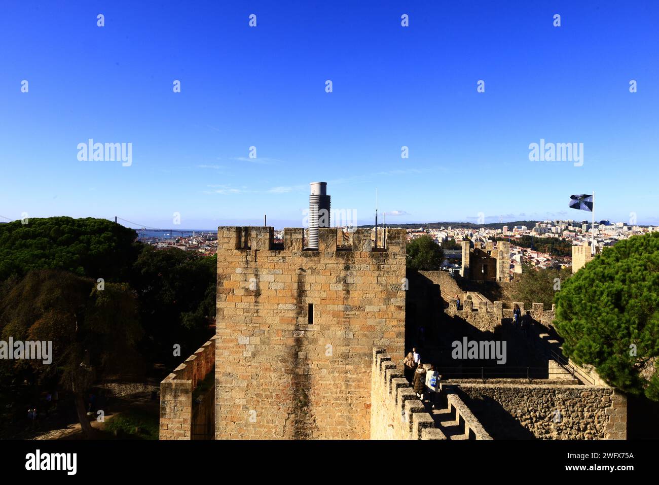 Lisbonne est la capitale et la plus grande ville du Portugal, avec une