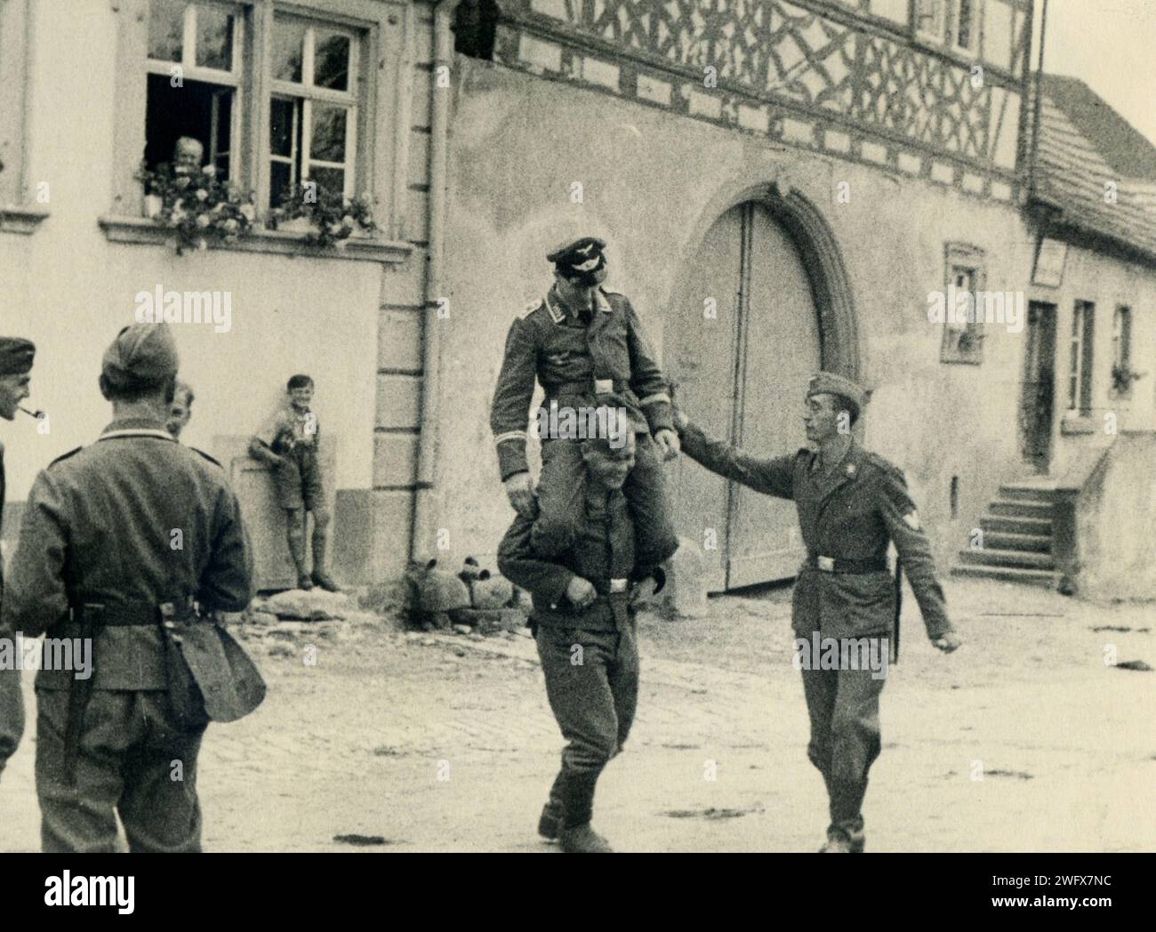 wwii - Seconde Guerre mondiale, soldats allemands jouent à Rodelsee près de Schramberg, Allemagne - 1941-08-20 Banque D'Images