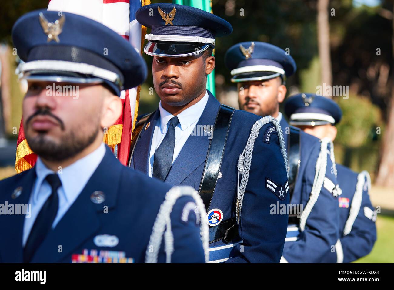 Les membres de la garde d'honneur aérienne de la base d'Aviano se