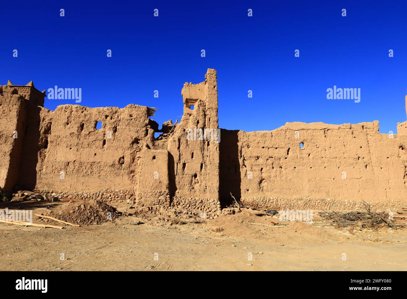 La Kasbah Amridil est une résidence fortifiée historique située dans l'oasis de Skoura, au Maroc Banque D'Images