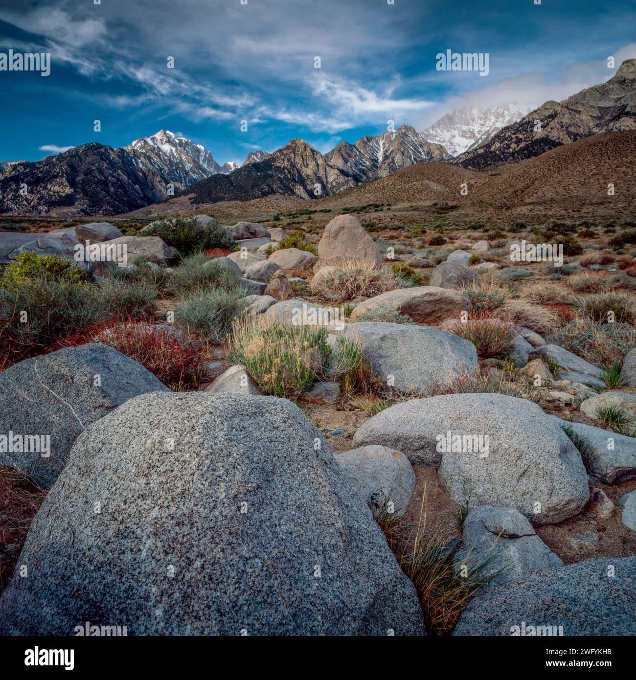 Granite, ruisseau Symmes, mont Williamson, forêt nationale d'Inyo, Sierra orientale, Californie Banque D'Images