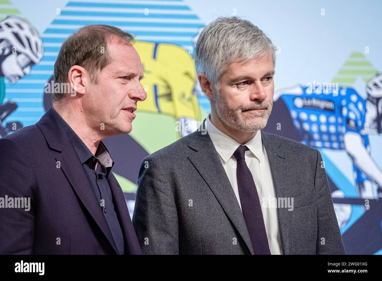 Christain Prudhomme directeur du Tour de France avec Laurent Wauquier président de la région Auvergne Rhône Alpes lors de la présentation du R Banque D'Images