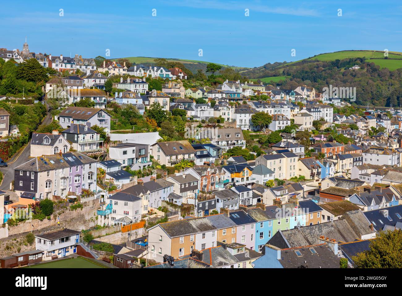 Vue donnant sur la ville de Dartmouth. Devon, Angleterre Banque D'Images