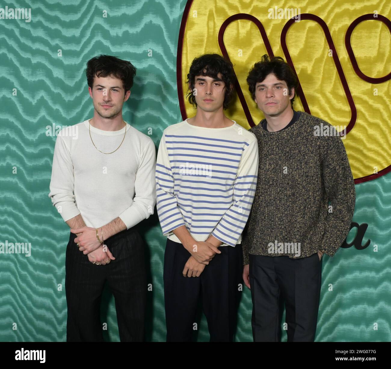 Los Angeles, États-Unis. 01 février 2024. LOS ANGELES, ÉTATS-UNIS. 01 février 2024 : Dylan Minnette, Cole Preston et Braeden Lemasters au Warner Music Group Pre-Grammy Party 2024 au Citizen News. Crédit photo : Paul Smith/Alamy Live News Banque D'Images