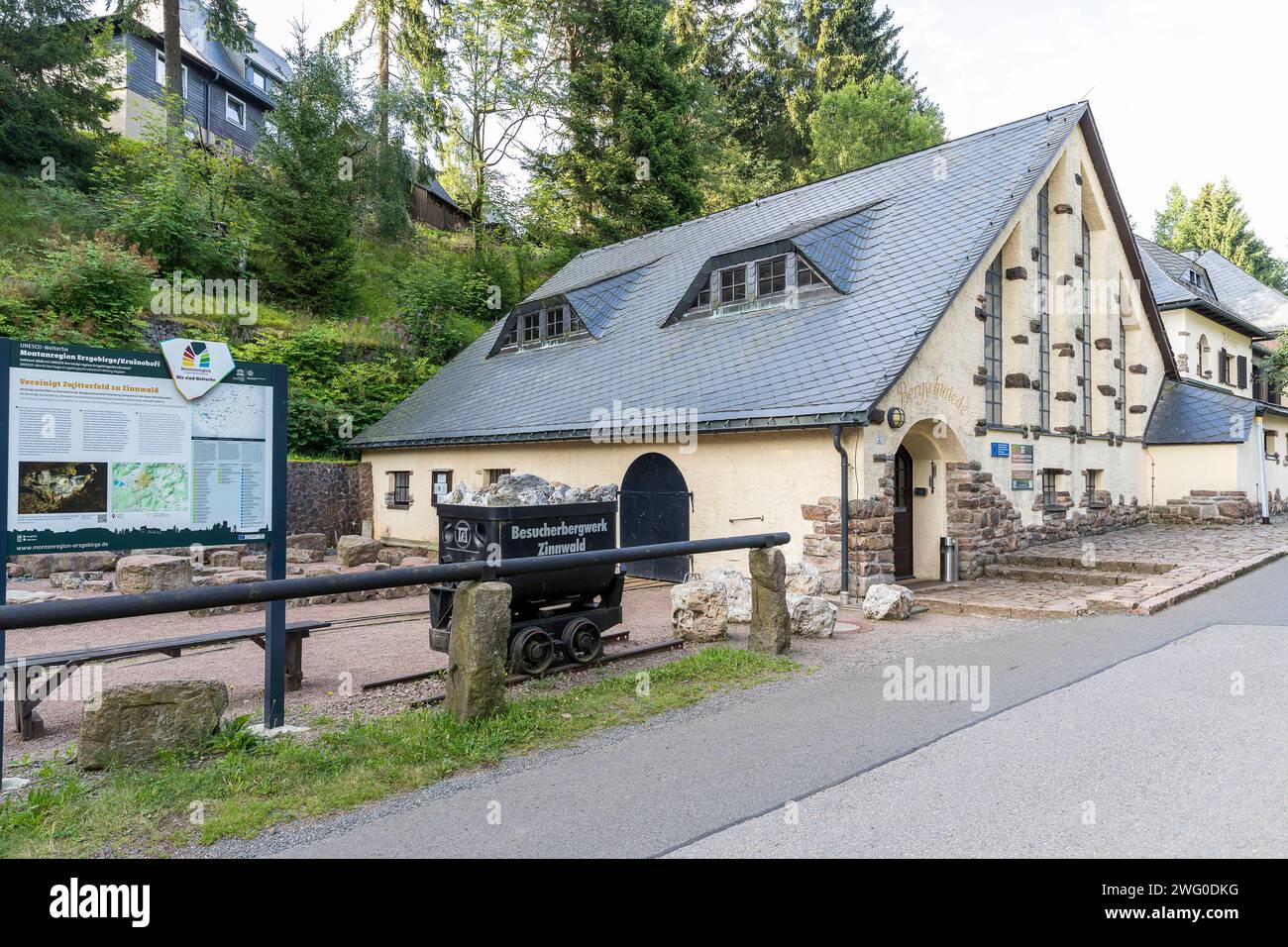 Huthaus vom Besucherbergwerk Vereinigt Zwitterfeld in Zinnwald, Außenansicht, Erzgebirge, Saxe, Deutschland *** Maison de chapeaux de la Vereinigt Zwitte Banque D'Images