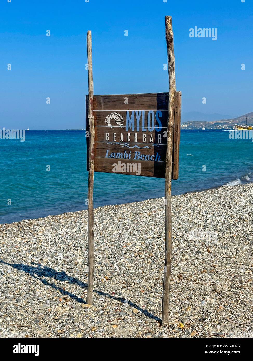 Kos, Grèce.07.07.2023 Lambi Beach, Mylo Beach bar. Près de la ville de Kos. 7 juillet 2023. Banque D'Images