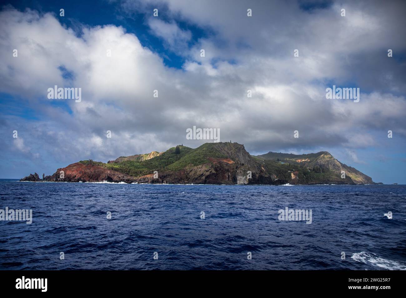 Pitcairn Island L'île habitée la plus reculée du monde avec une population de moins de cinquante habitants, dont beaucoup descendent des mutins du HMS Bounty Banque D'Images