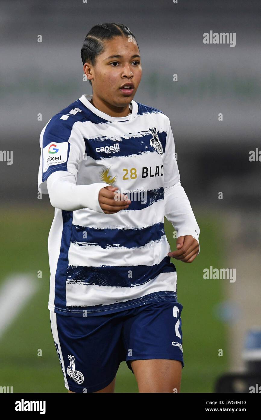 Jeleaugh Rosa ( MSV Duisburg Frauen ). GER, MSV Duisburg Frauen vs TSG 1899 Hoffenheim Frauen, Fussball, Bundesliga,12. Spieltag Spielzeit 2023/2024, 02.02.2024 LES RÈGLEMENTS DFL/DFB INTERDISENT TOUTE UTILISATION DE PHOTOGRAPHIES COMME SÉQUENCES D'IMAGES ET/OU QUASI-VIDÉO Foto : Eibner-Pressefoto/Thomas Thienel crédit : dpa Picture alliance/Alamy Live News Banque D'Images