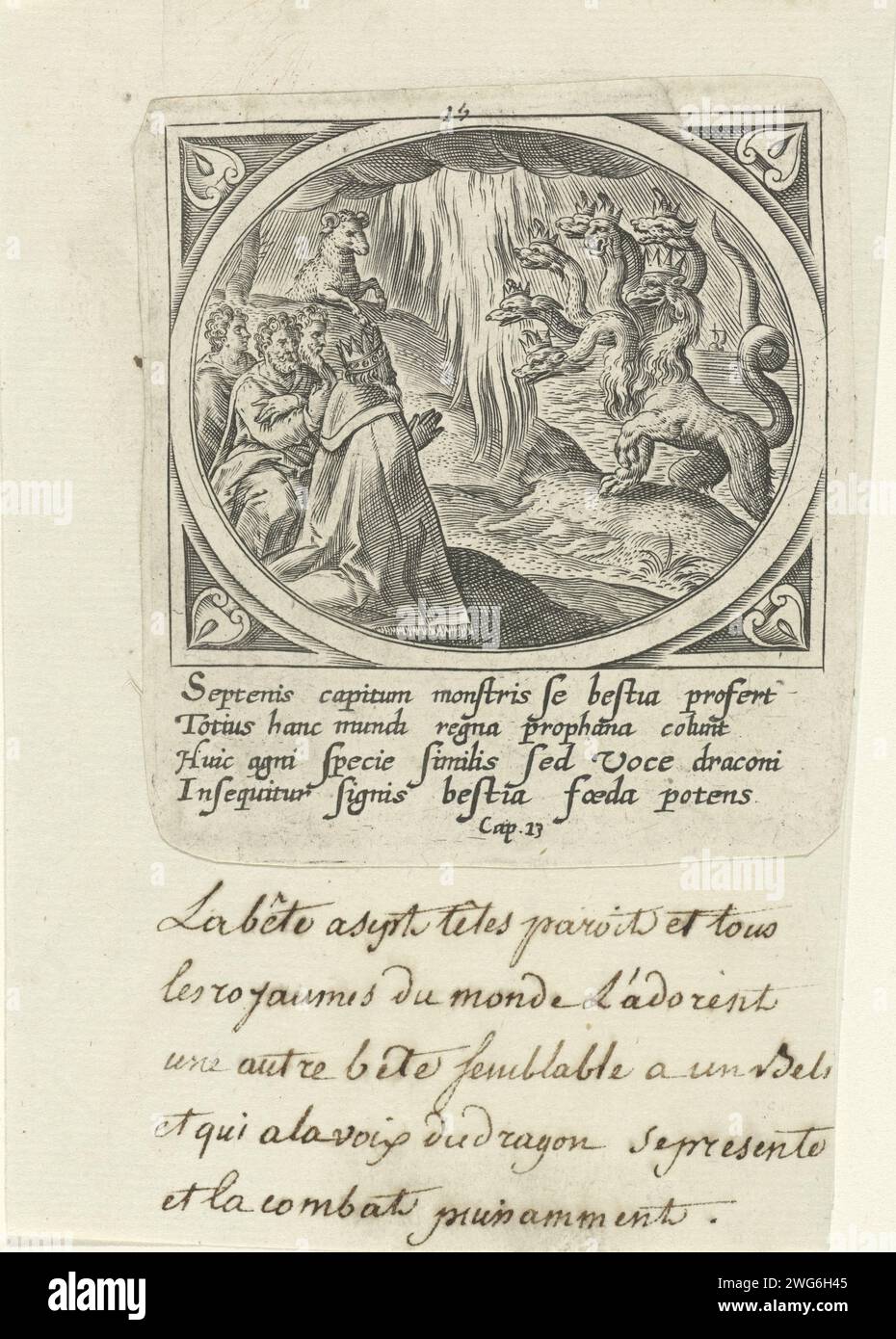 Culte de la bête à sept membres, Adriaen Collaert (attribué à), après Jan Snellinck (i), 1585 impression de la mer vient la bête couronnée à sept pièces qui est honorée par le peuple. Derrière une montagne, la deuxième bête apparaît sous la forme d'un bélier. Dans la marge, une légende de quatre lignes en latin. Quinzième tirage d'une série de vingt-quatre avec la révélation de Johannes sur Patmos. Papier Anvers gravure de la bête en forme de léopard avec sept têtes sort de la mer et est vénérée avec le dragon Banque D'Images