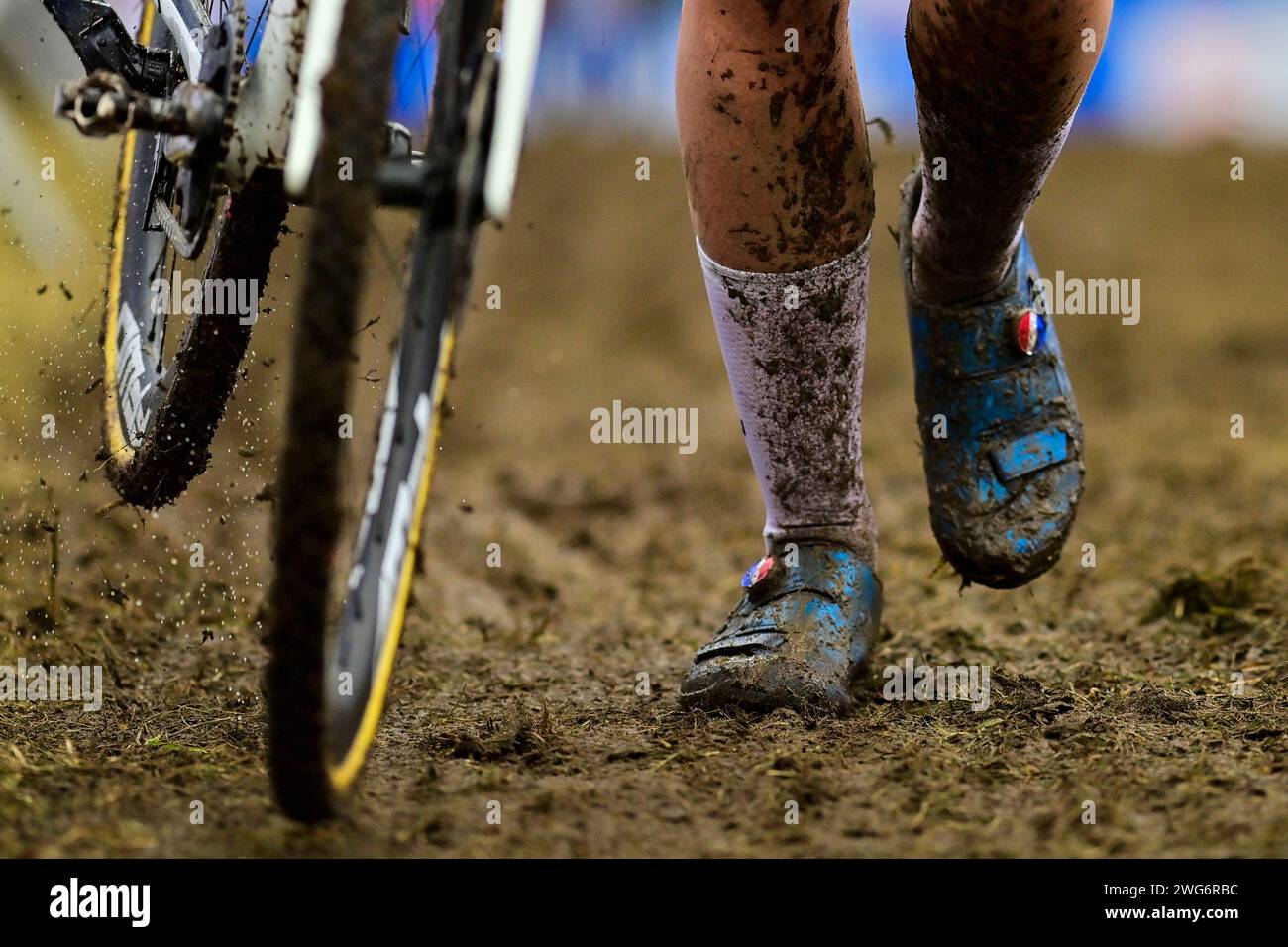 Tabor, République tchèque. 03 février 2024. Course junior féminine lors des Championnats du monde de cyclo-cross UCI à Tabor, République tchèque, le 3 février 2024. Crédit : Vaclav Pancer/CTK photo/Alamy Live News Banque D'Images