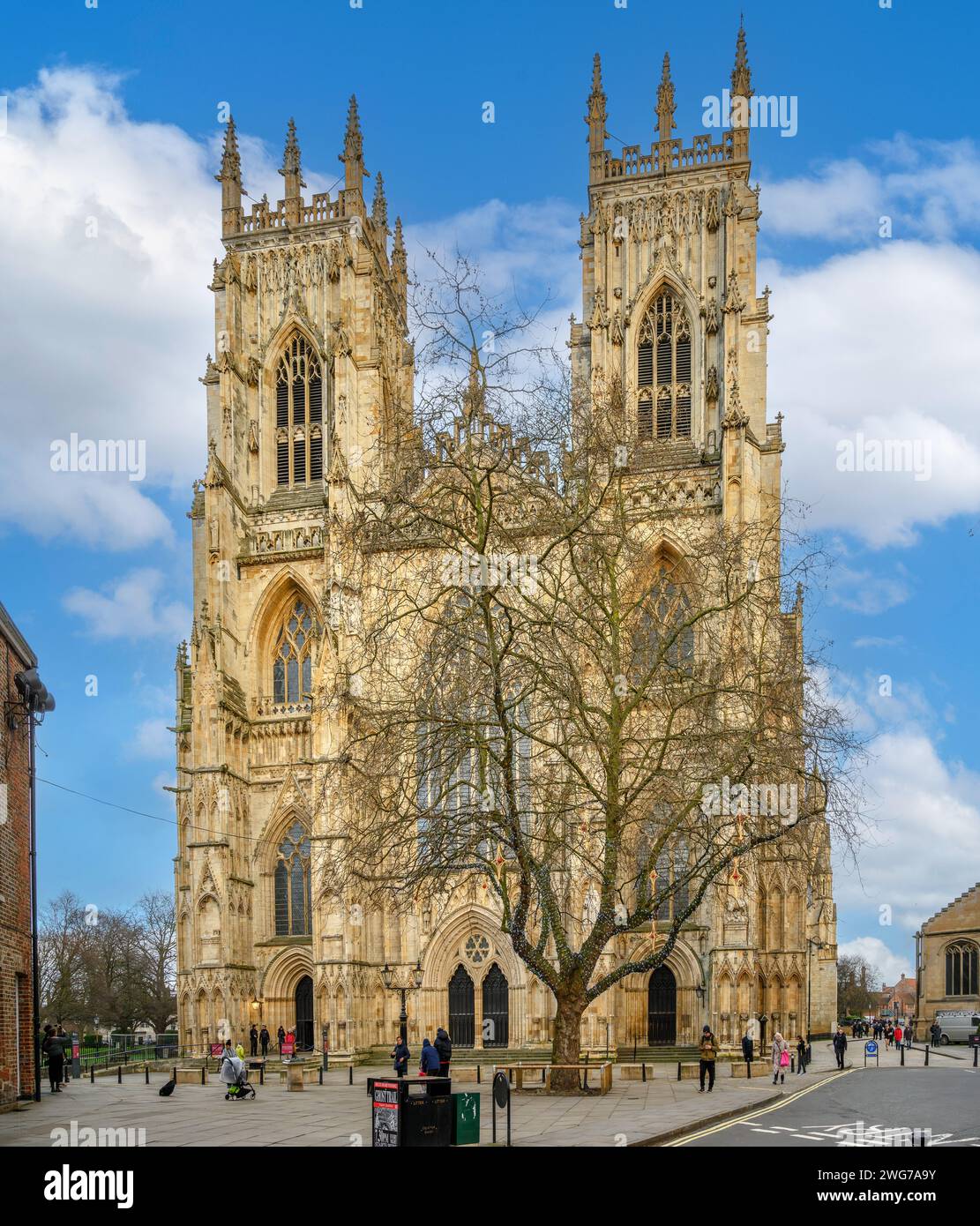 York Minster. La façade ouest de York Minster, York, Angleterre, Royaume-Uni Banque D'Images