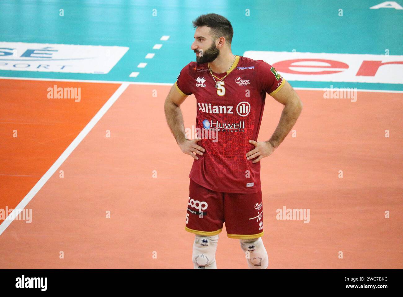 Milan, Italie. 03 février 2024. DAMIANO CATANIA (POWER VOLLEY MILANO) lors de Allianz Milano vs Farmitalia Catania, Volleyball Italian Serie A Men Superleague Match à Milan, Italie, février 03 2024 crédit : Independent photo Agency/Alamy Live News Banque D'Images